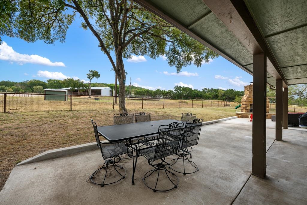 121 Dog Run Burnet TX 78611