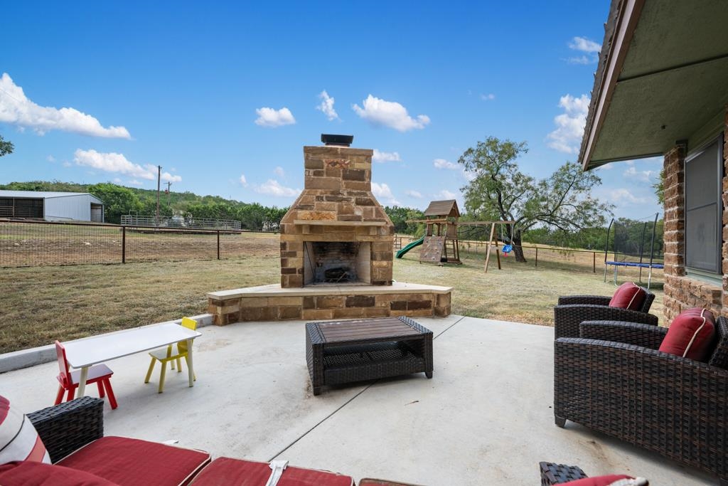 121 Dog Run Burnet TX 78611
