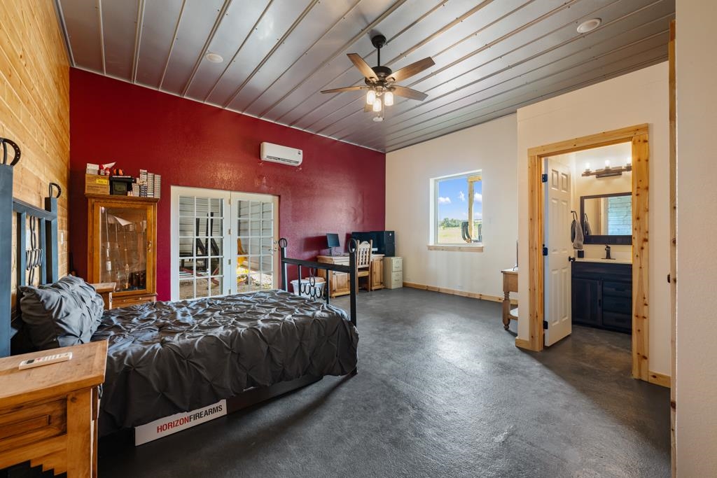 121 Dog Run Burnet TX 78611