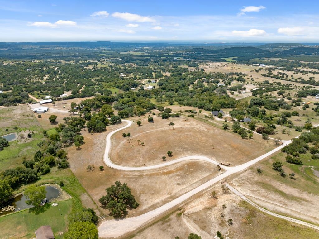 121 Dog Run Burnet TX 78611