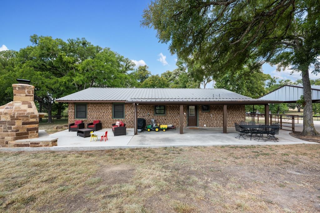 121 Dog Run Burnet TX 78611