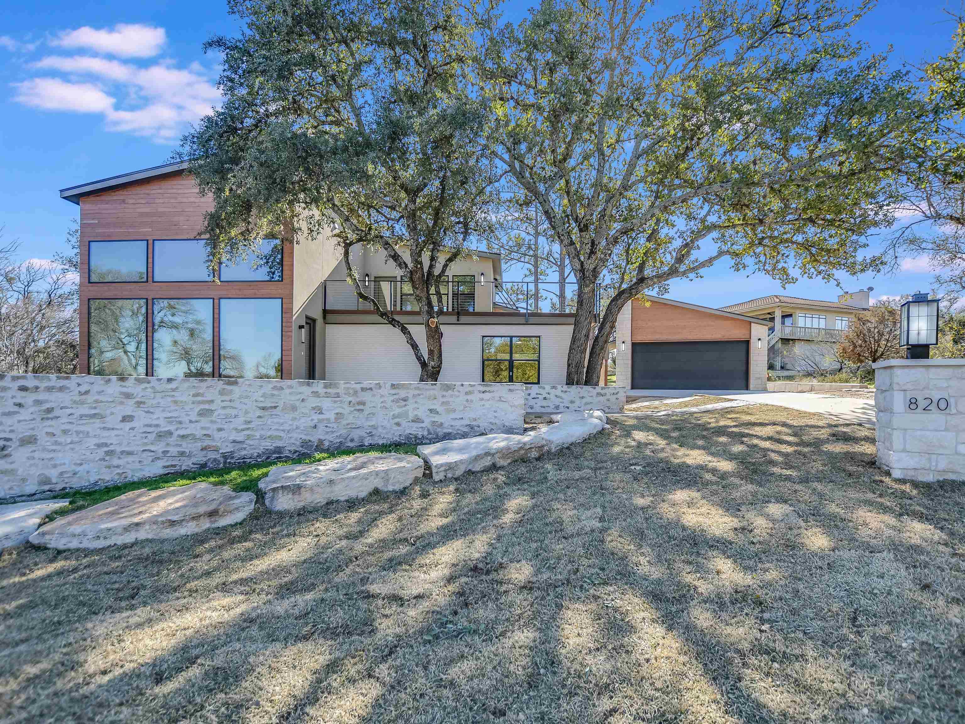820 Broken Arrow Horseshoe Bay TX 78657