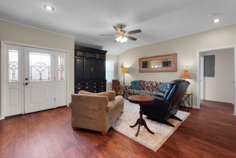 801 1/2 E Avenue C Lampasas TX 76550