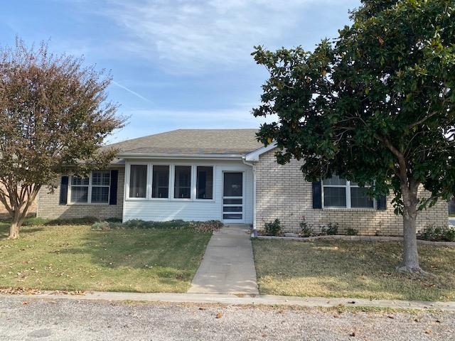 701 Applewood Drive N. Burnet TX 78611