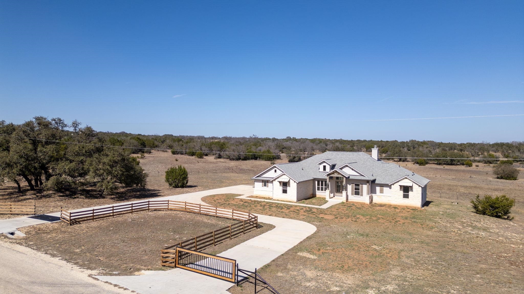 103 Buck Rabbit Road Briggs TX 78608