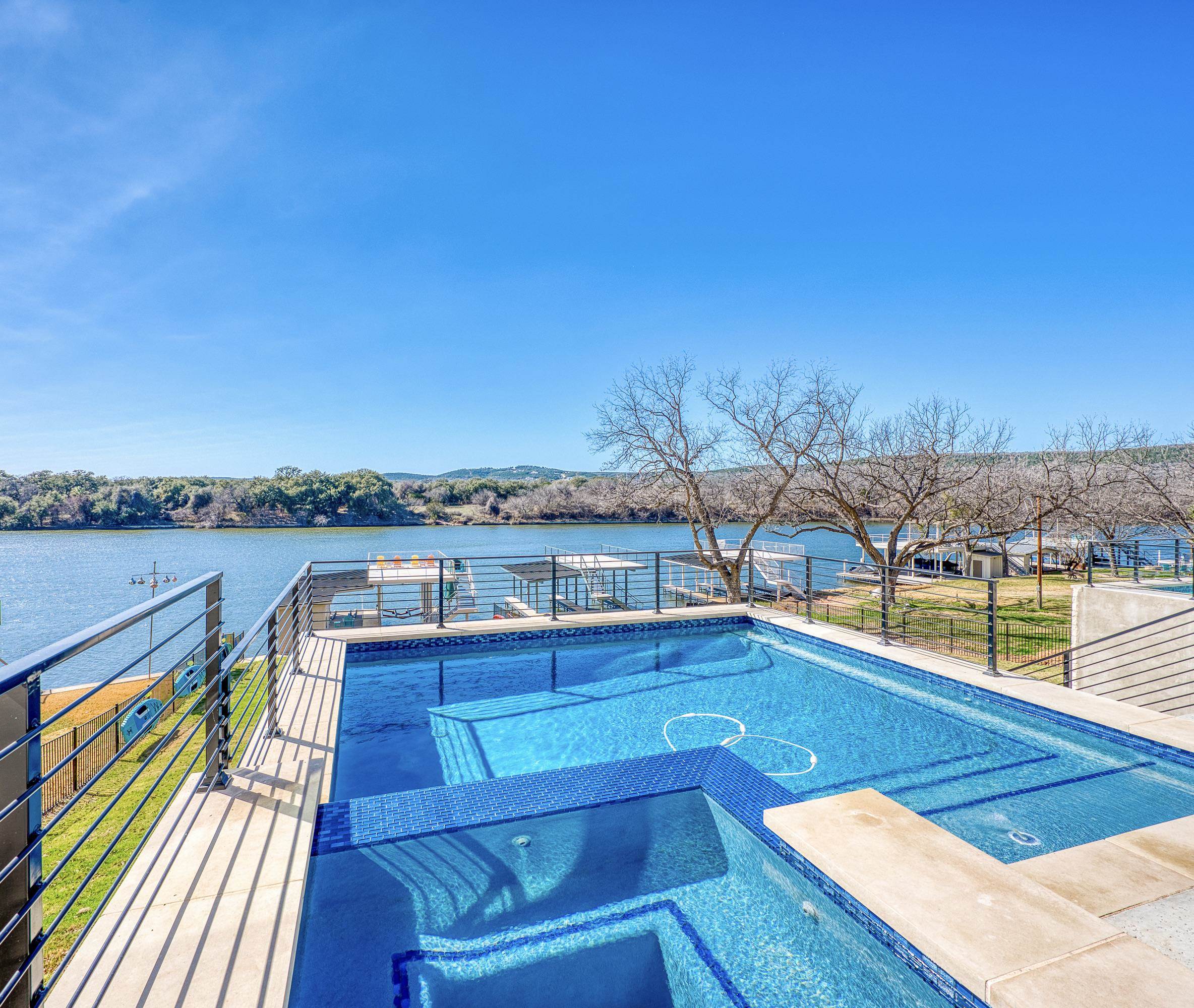 1307 Cr 118b Burnet TX 78611
