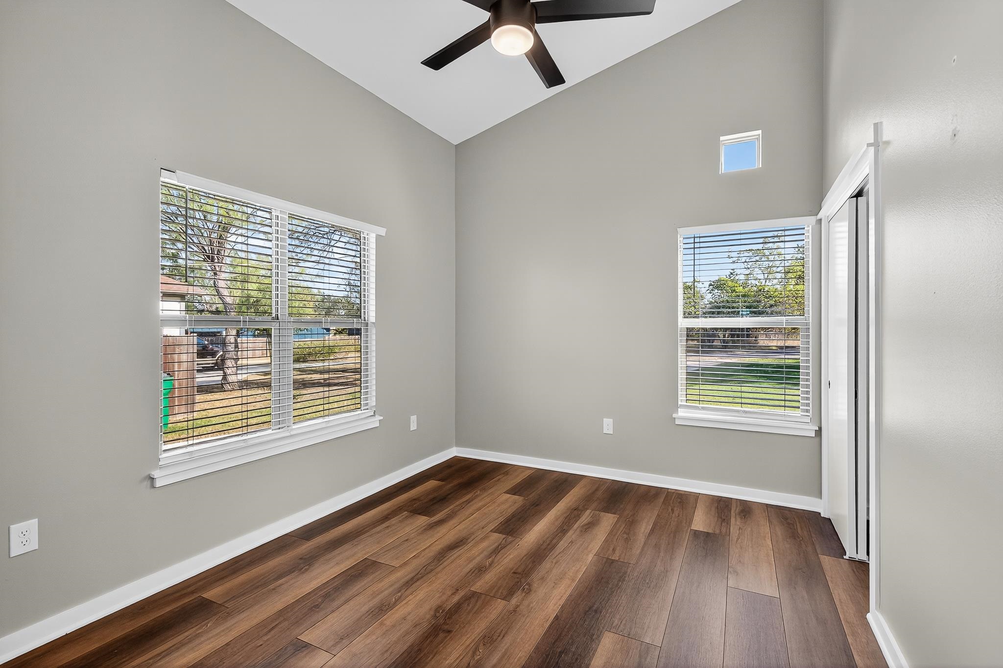 4305 Oak Park Cottonwood Shores TX 78657