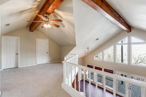 106 Redbud Drive Spicewood TX 78669