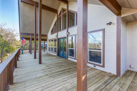 106 Redbud Drive Spicewood TX 78669