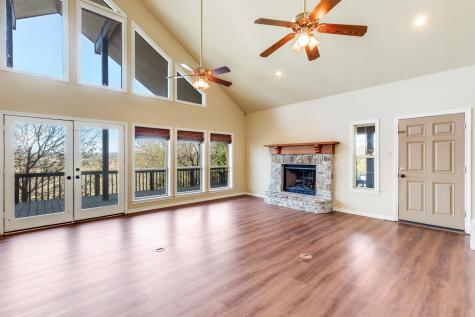 106 Redbud Drive Spicewood TX 78669