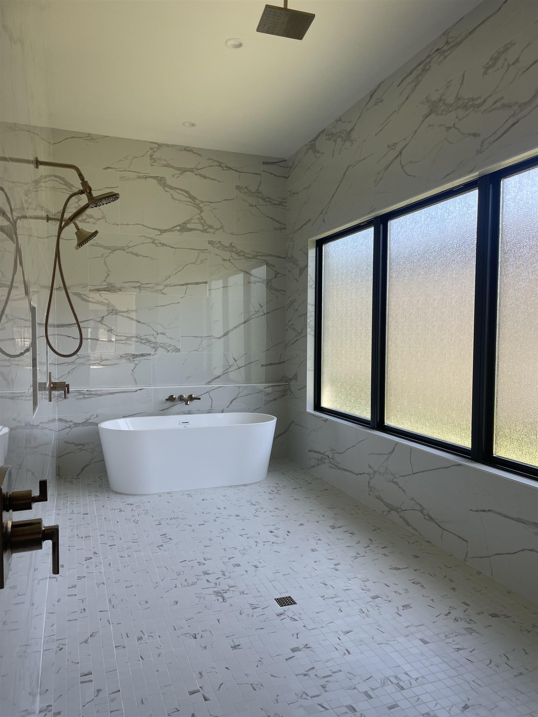 121 Azalea Loop Horseshoe Bay TX 78657
