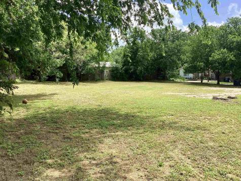 409 N Vandeveer Street Burnet TX 78611