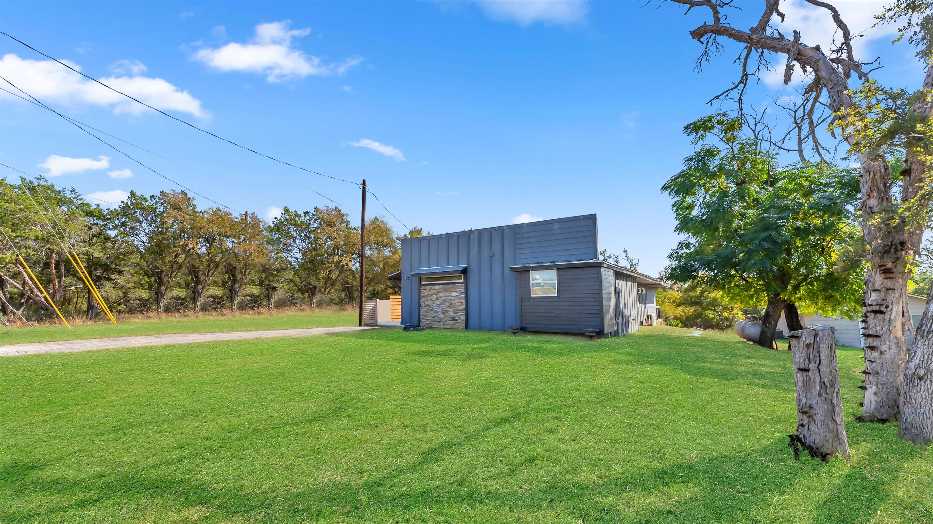 111 W Lakeshore Drive Sunrise Beach TX 78639