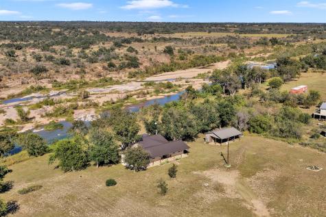261 Diamond Cross Drive Llano TX 78643