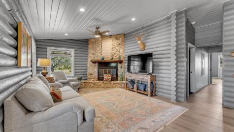 261 Diamond Cross Drive Llano TX 78643