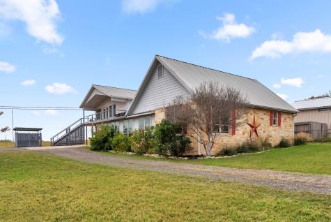 1426 Elkhorn Drive Kingsland TX 78639