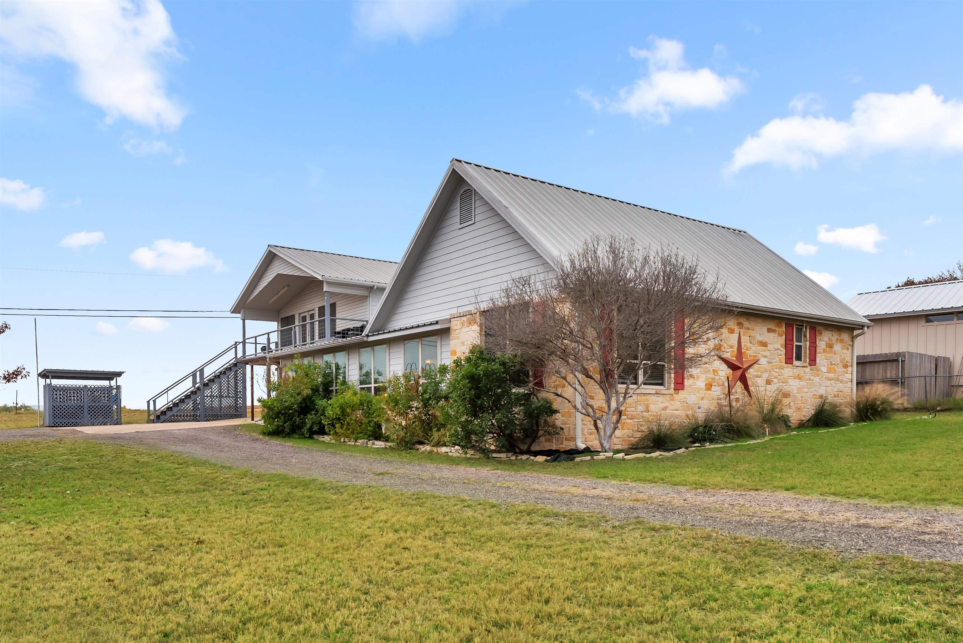 1426 Elkhorn Drive Kingsland TX 78639