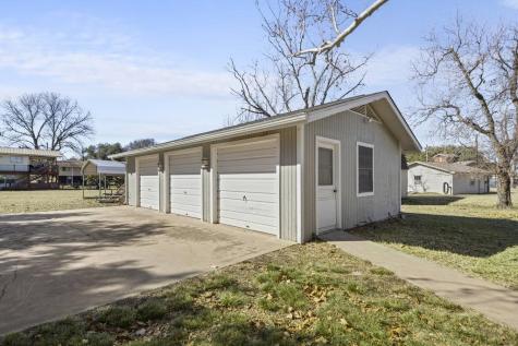 433 S Shorewood Drive Granite Shoals TX 78654