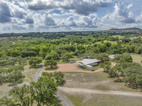 1912 Us-281 S Highway Johnson City TX 78636
