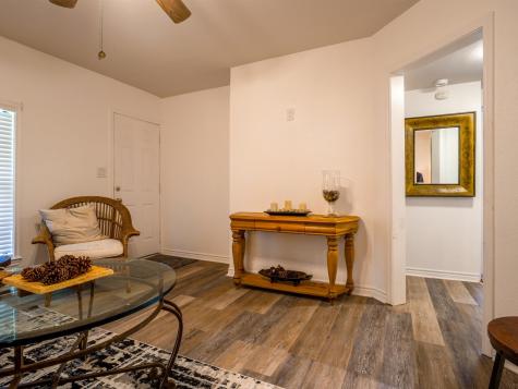 103 N Avenue Q Johnson City TX 78636