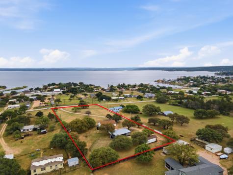1651 Roselea Drive Buchanan Dam TX 78609