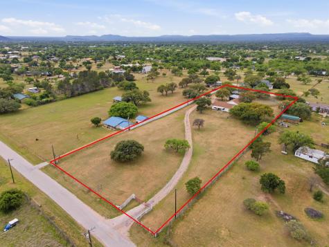 1651 Roselea Drive Buchanan Dam TX 78609