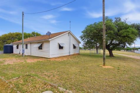 1651 Roselea Drive Buchanan Dam TX 78609