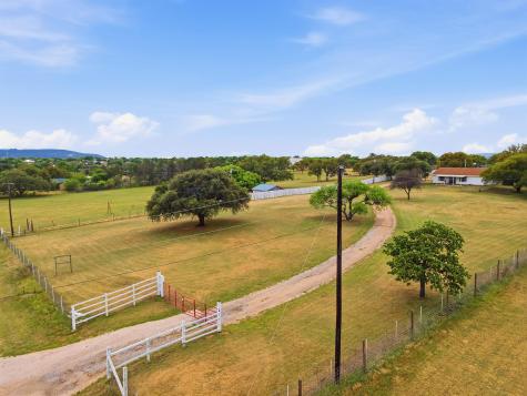 1651 Roselea Drive Buchanan Dam TX 78609