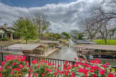 3896 Coyote Trail Kingsland TX 78639