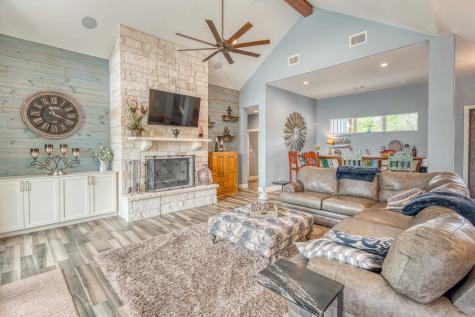 3896 Coyote Trail Kingsland TX 78639