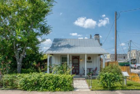 308 S Pierce Street Burnet TX 78611