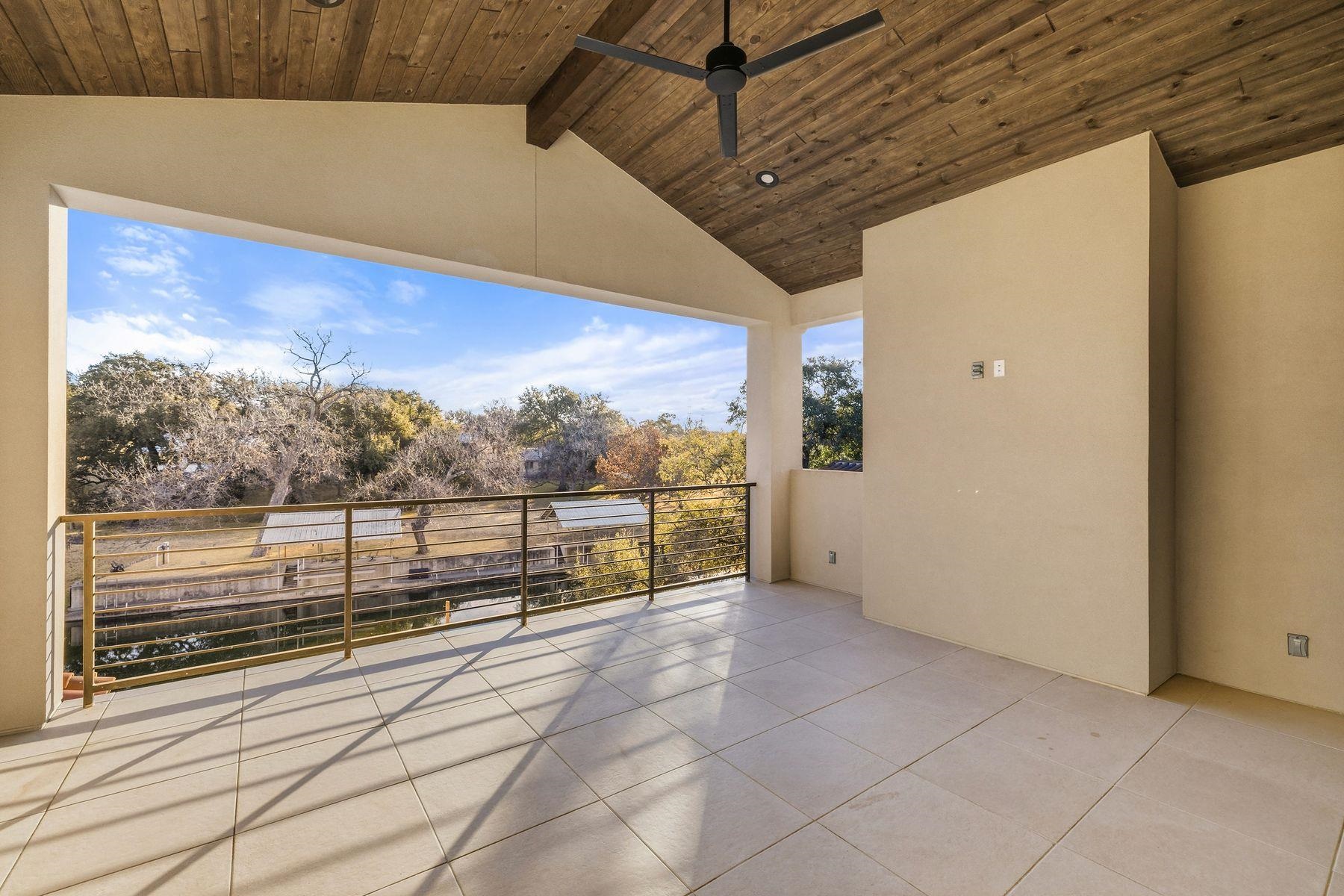 240 La Serena Loop Horseshoe Bay TX 78657