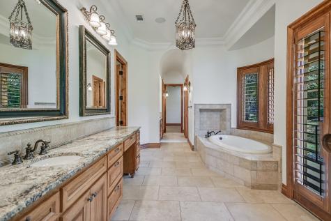 5324 Fm 2147 Horseshoe Bay TX 78657