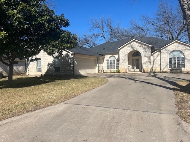 310 Meadowlakes Drive Meadowlakes TX 78654