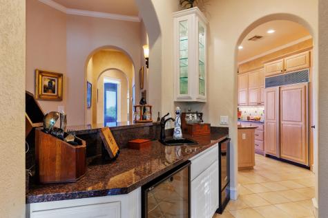 1015 Mountain Leather Horseshoe Bay TX 78657