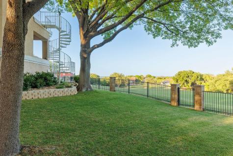 1015 Mountain Leather Horseshoe Bay TX 78657