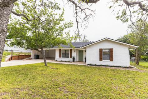 213 S Rice Street Lampasas TX 76550