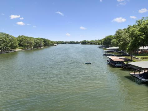 1435 E Zipp Road New Braunfels TX 78130