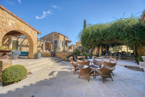 104 La Posada Horseshoe Bay TX 78657