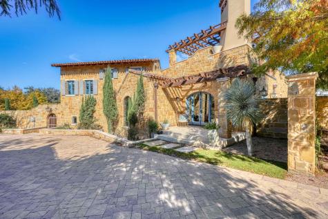 104 La Posada Horseshoe Bay TX 78657
