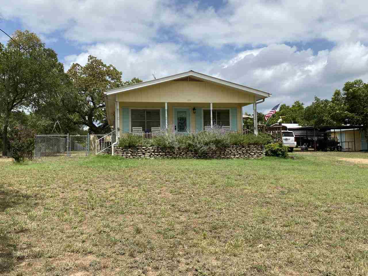 1339 Sleepy Lane Tow TX 78672