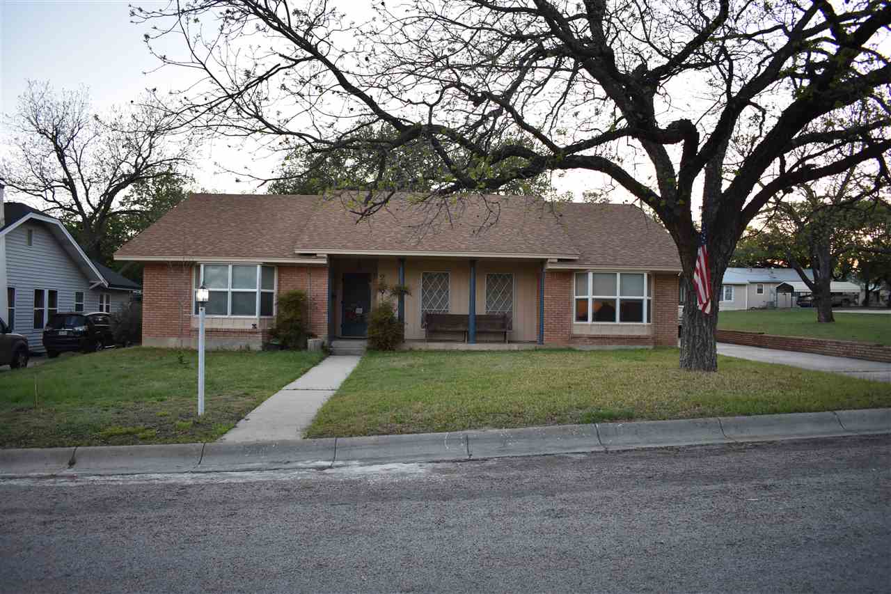 206 S Spring Street Lampasas TX 76550