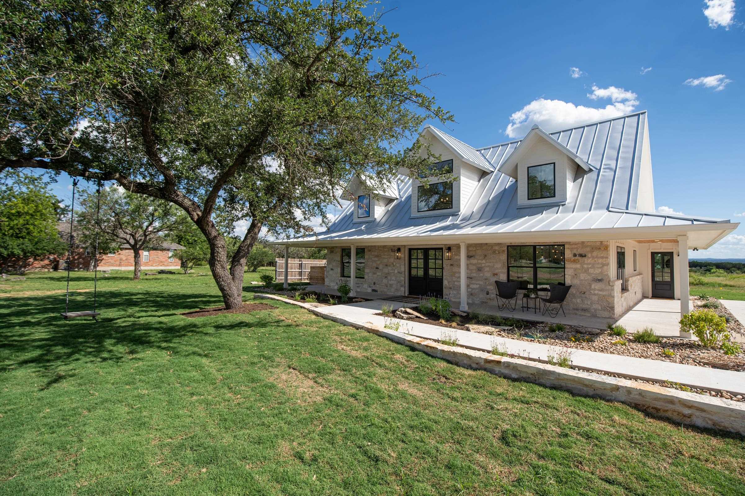 202 Stadium View Marble Falls TX 78654