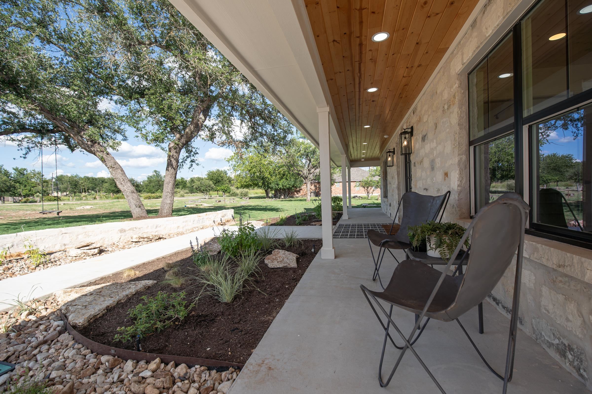 202 Stadium View Marble Falls TX 78654