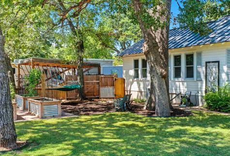 508 S Vandeveer Street Burnet TX 78611