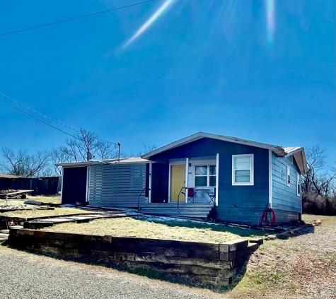 504 W Luce Street Llano TX 78643