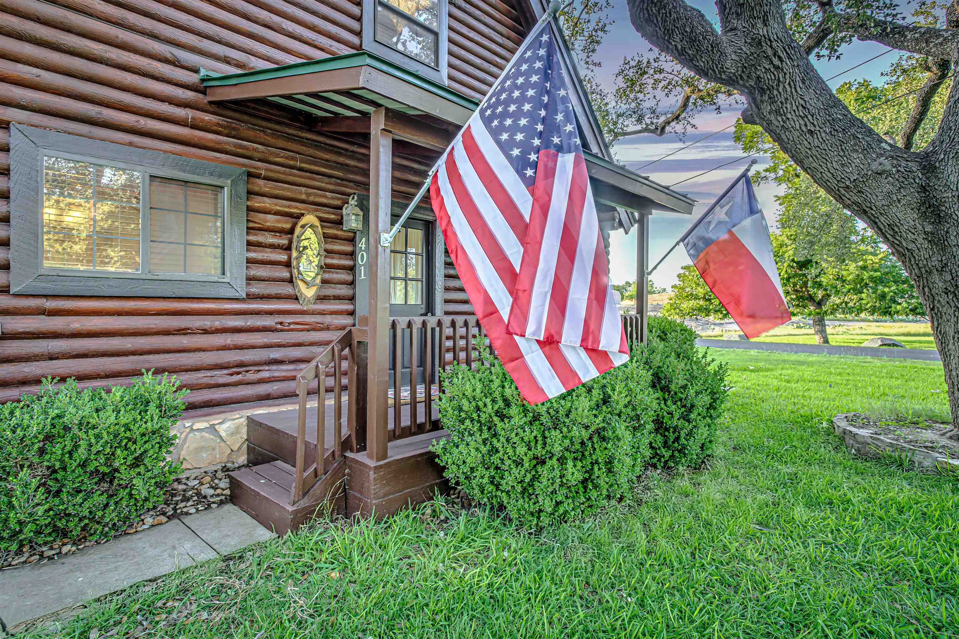 401 Lake Point Drive Horseshoe Bay TX 78657