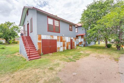 1600 Ford Street Llano TX 78643