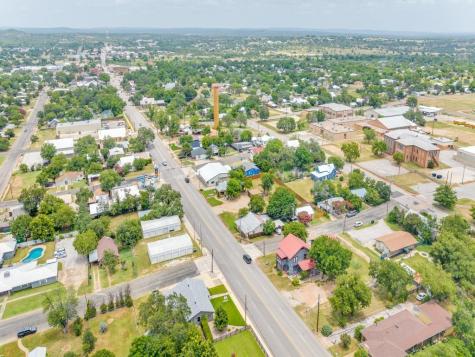 1600 Ford Street Llano TX 78643