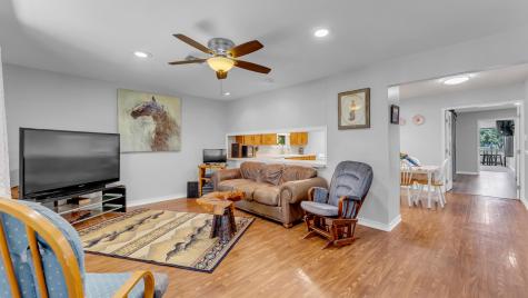 1570 Breeze Way Tow TX 78672